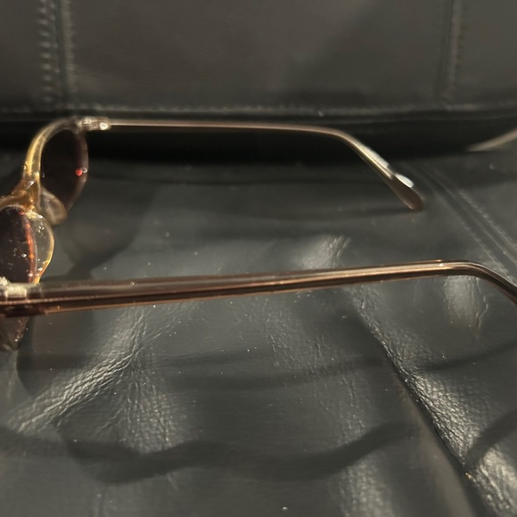 Stylish Gold Sunglasses main image 7